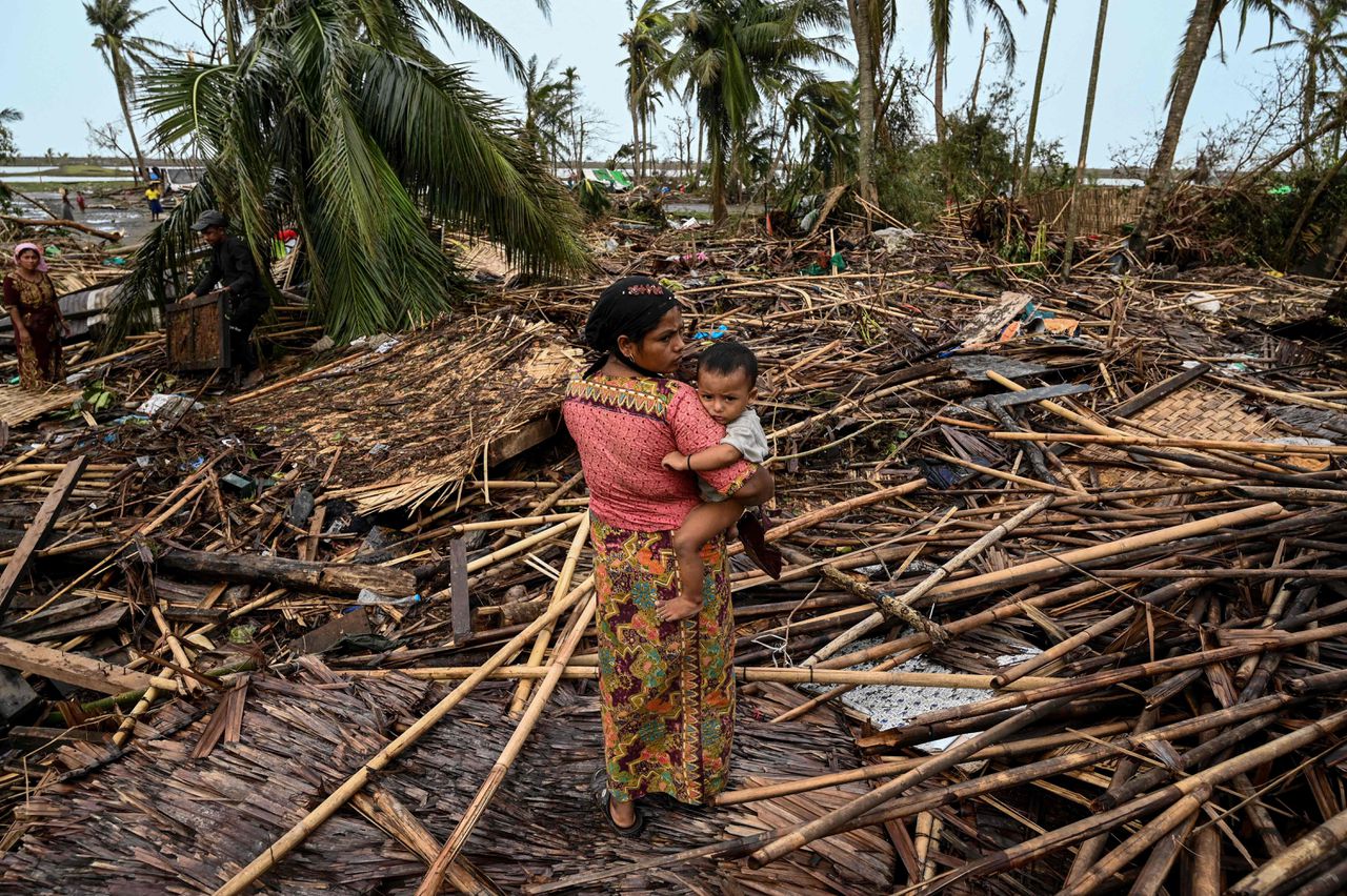 Het Basara-vluchtelingenkamp in de kustplaats Sittwe werd verwoest door de cycloon Mocha.