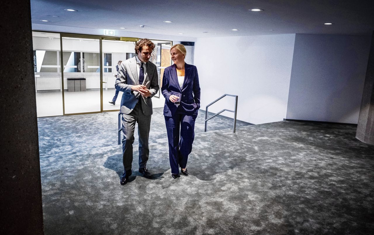 Jesse Klaver (GroenLinks) en Attje Kuiken (PvdA) sluiten met BBB een oppositieverbond en eisen dat het kabinet voor de zomer met een ‘structureel sociaal pakket’ komt om de armoede te bestrijden.
