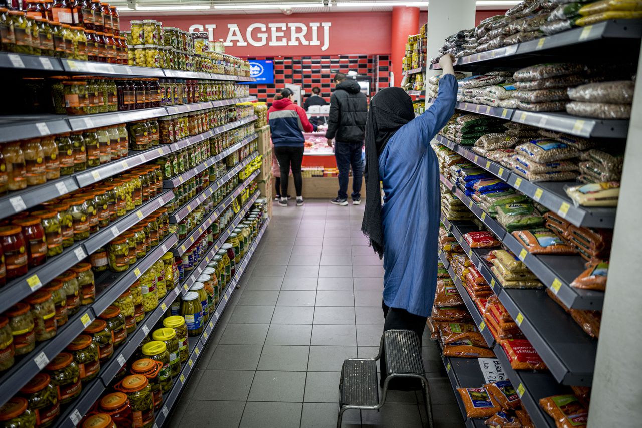 Met name boodschappen zijn duurder geworden; 12,8 procent duurder dan vorig jaar.