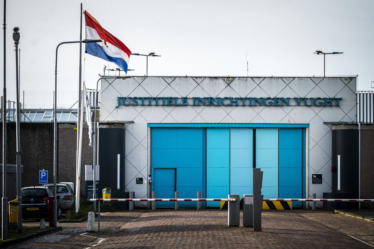 De buitenkant van de Extra Beveiligde Inrichting in Vught, waar onder anderen Ridouan Taghi vastzit.