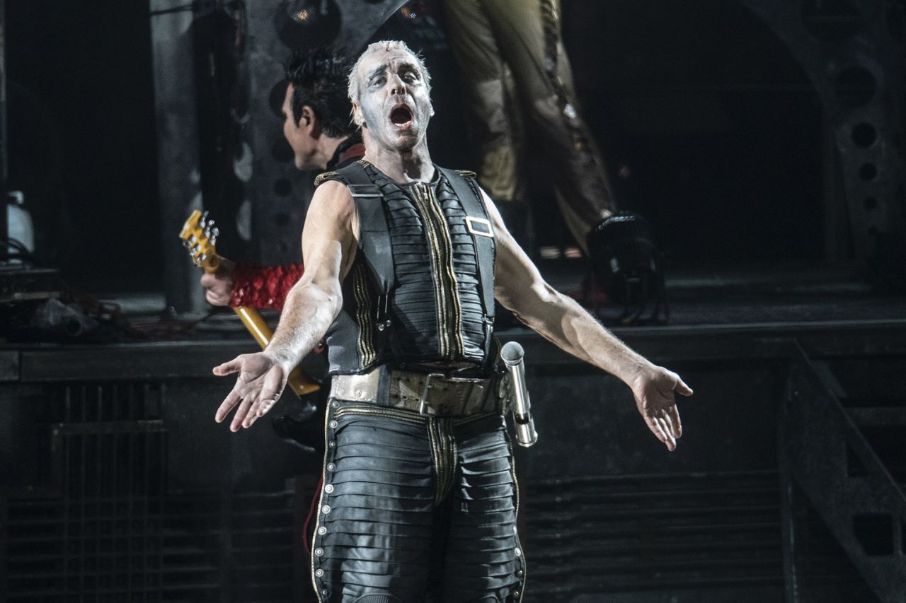 Zanger Till Lindemann van Rammstein in Oostende, België, vorig jaar.