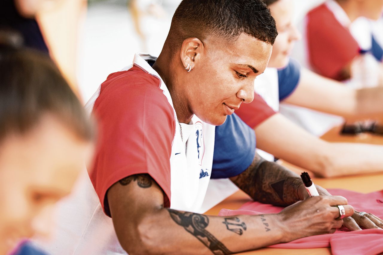 Shanice van de Sanden afgelopen zondag tijdens de fandag van het Nederlands elftal in Zeist.