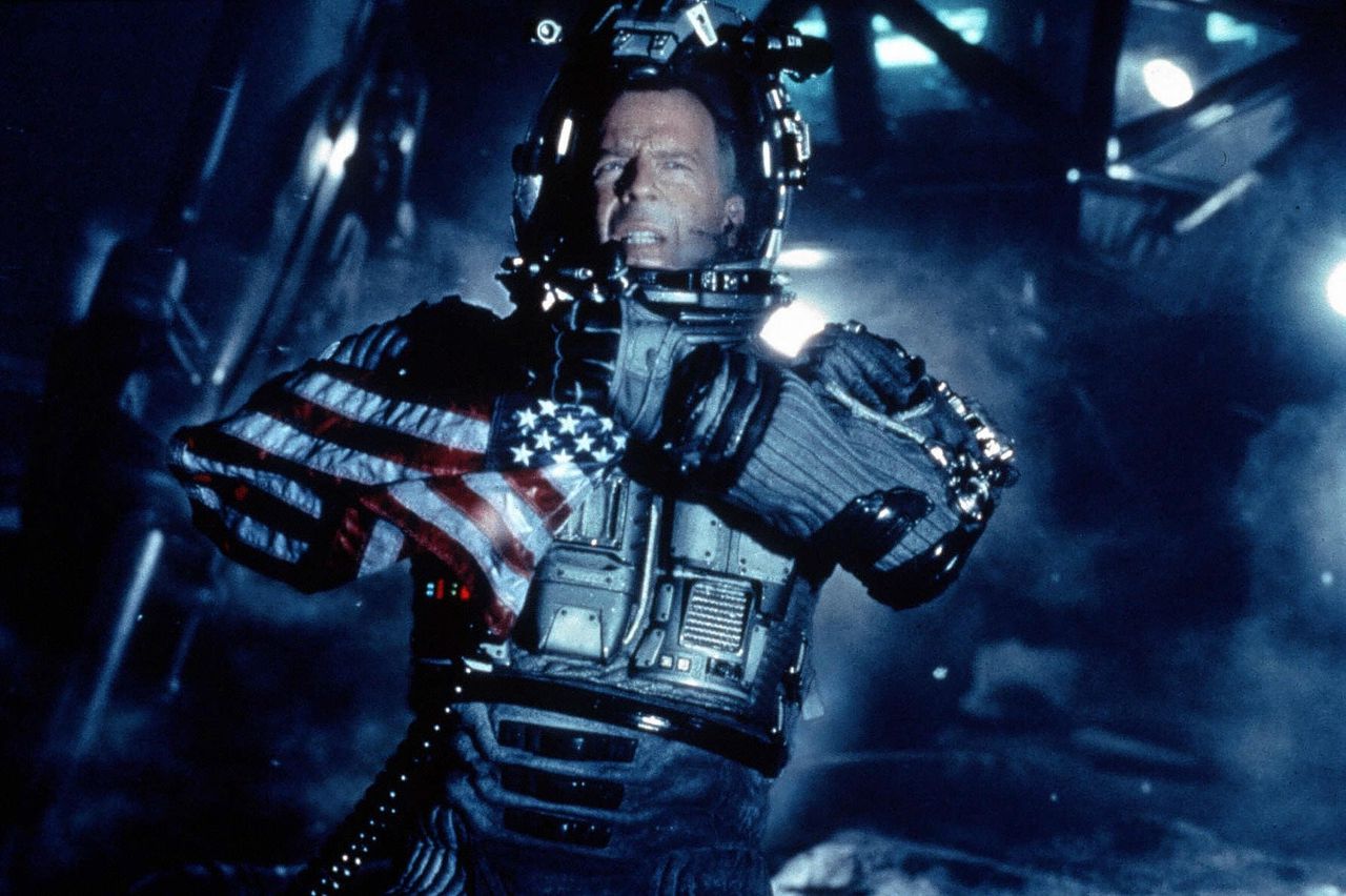 Bruce Willis redt de wereld in de film Armageddon uit 1998.