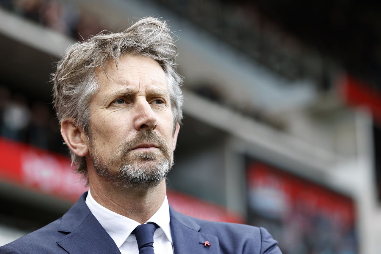 Edwin van der Sar maakte eind mei bekend te stoppen als algemeen directeur van Ajax.