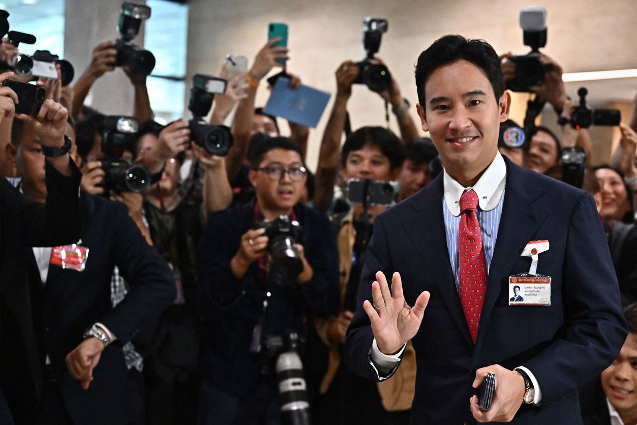 De verkiezingsoverwinning van Pita Limjaroenrat bracht hoop onder de Thaise bevolking voor een nieuwe democratische wind door de vaderlandse politiek.