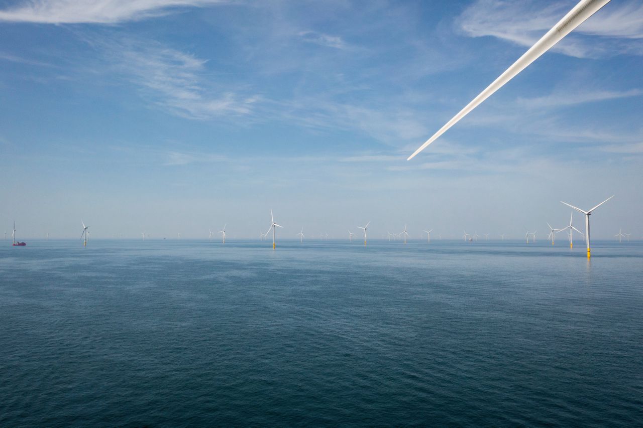 Windpark Borssele is een verzameling windmolenparken in aanbouw voor de kust van Zeeland die sinds april 2020 stroom levert aan het Nederlandse energienet.