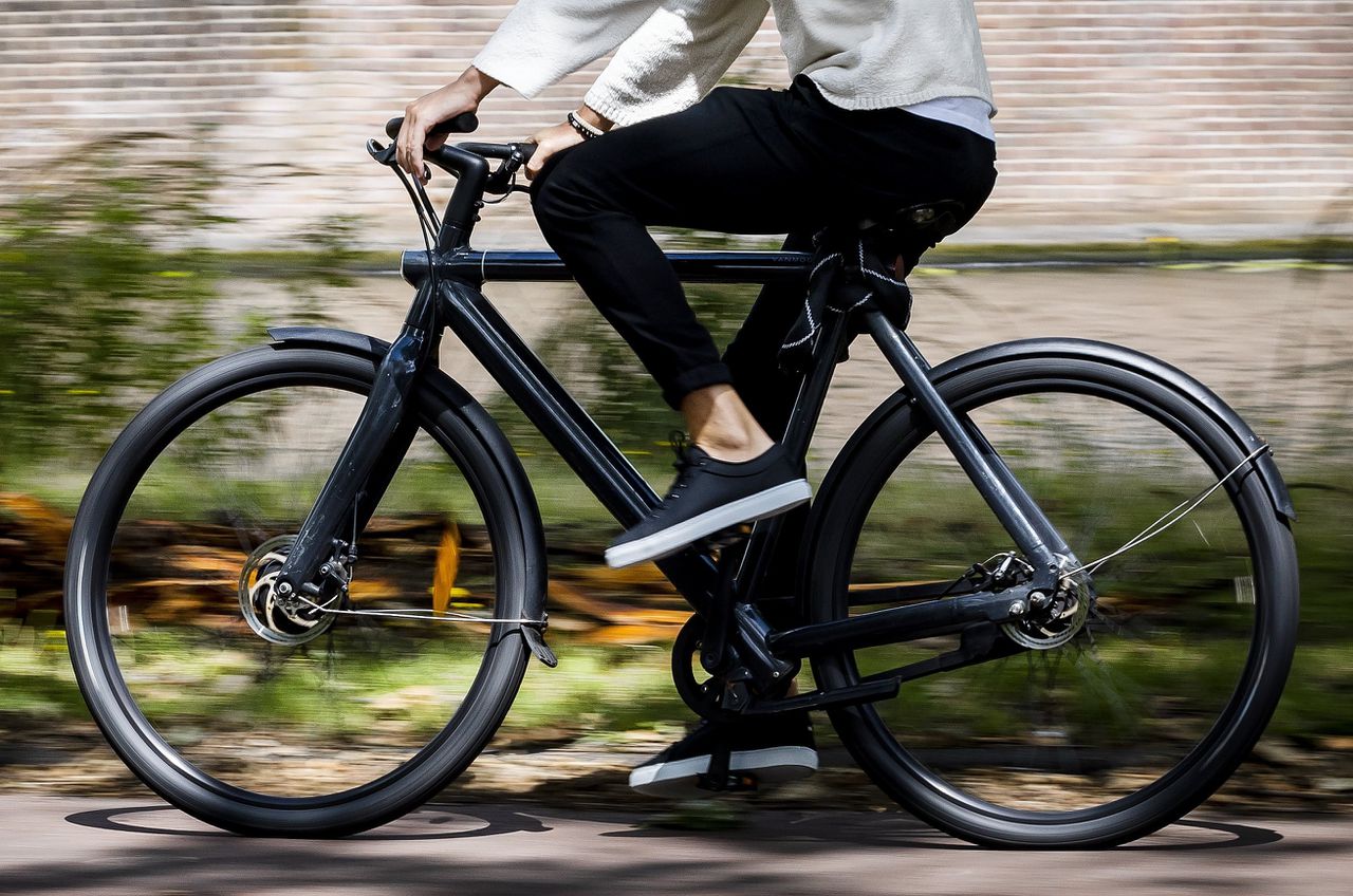 VanMoof, dat zegt sinds zijn oprichting 200.000 fietsen te hebben gekocht, leed in 2021 een verlies van 78 miljoen euro.