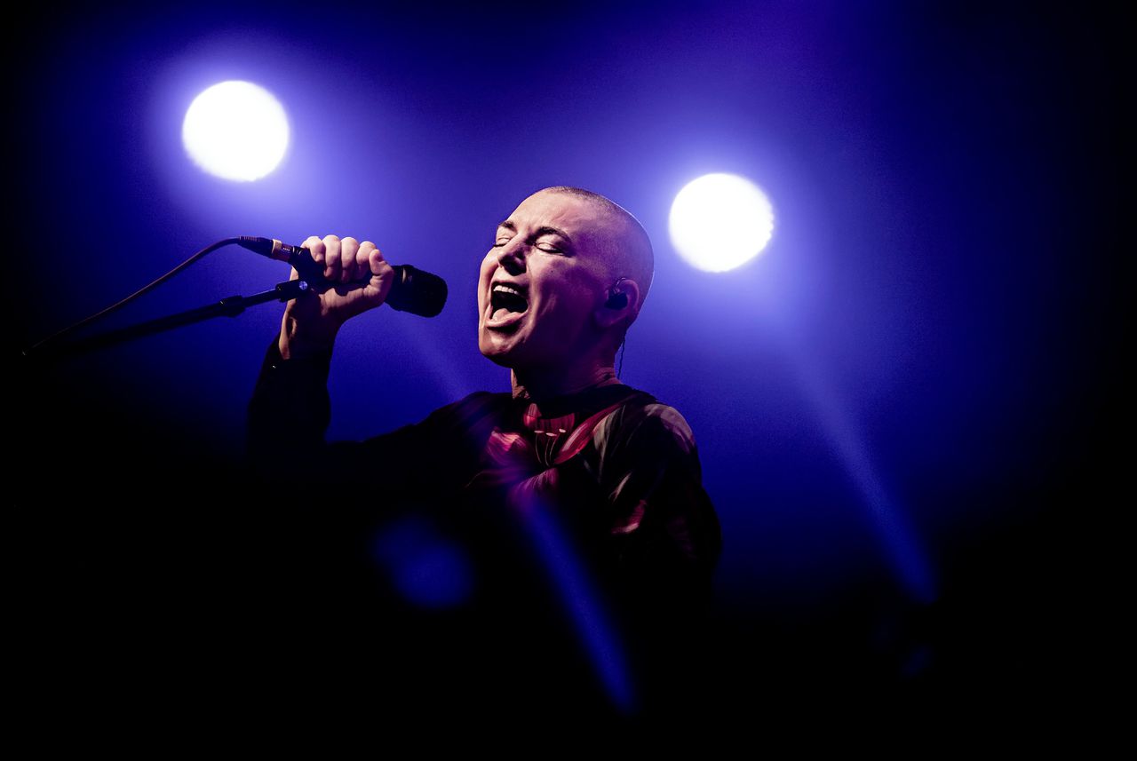 Sinéad O'Connor tijdens een concert in Nijmegen in 2020.