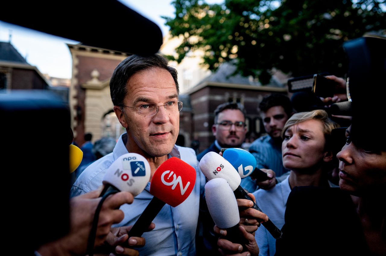 Premier Mark Rutte voor het crisisoverleg eerder vandaag.