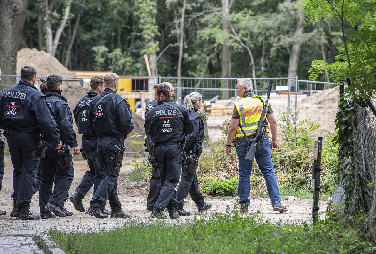 Volgens Duitse autoriteiten ontbreekt elk bewijs van een mogelijke aanwezigheid van een leeuwin in het uitvoerig uitgekamde gebied.