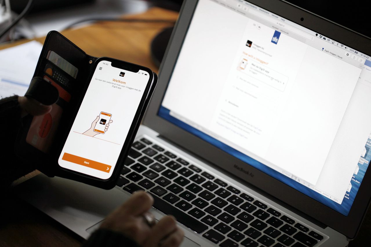 Mensen hebben vooral moeite met DigiD. 24 procent van de hulpvragen gaat daarover. Voor veel overheidszaken is het nodig in te loggen met DigiD.