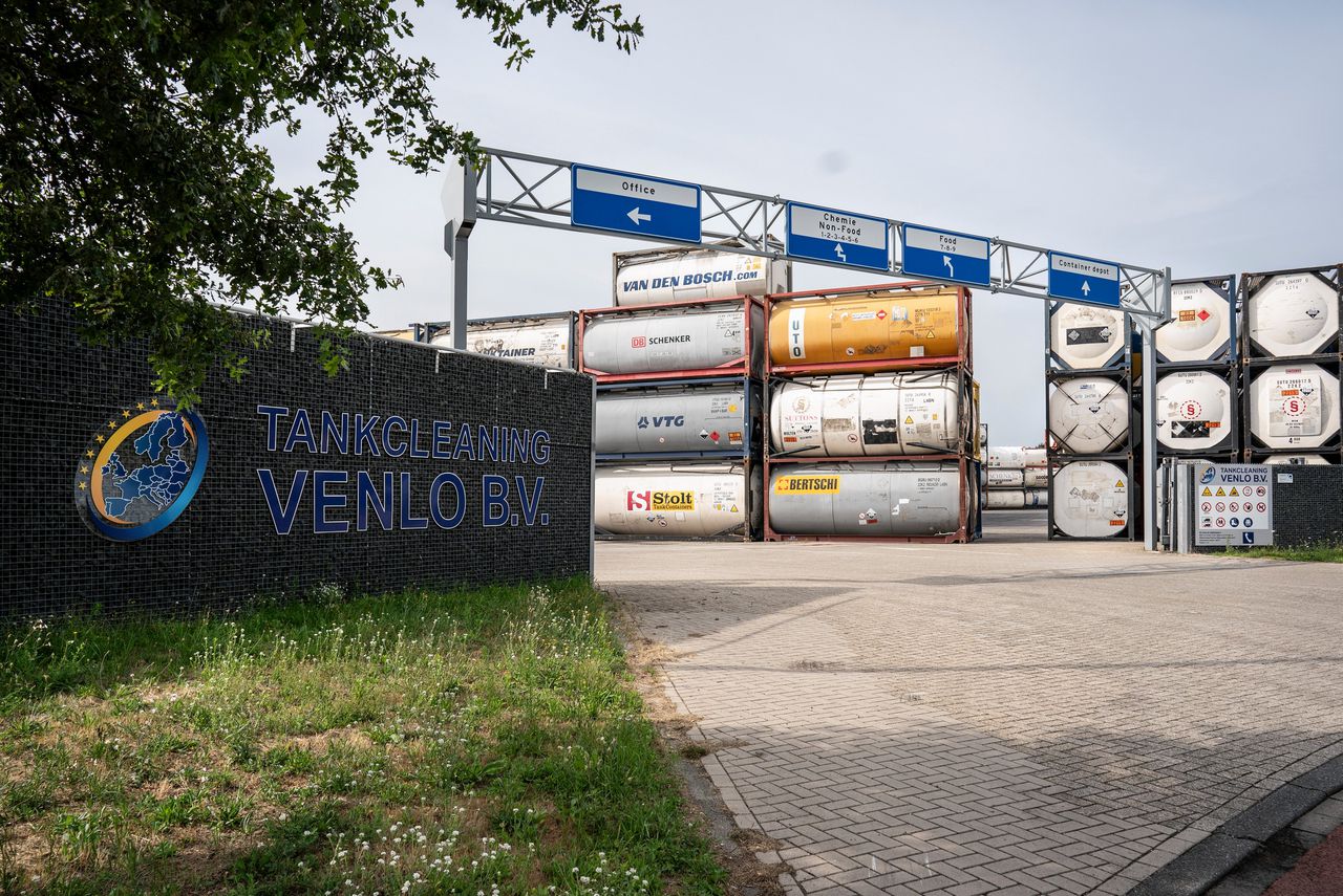 Het terrein van Claessen Tankcleaning bij Venlo.