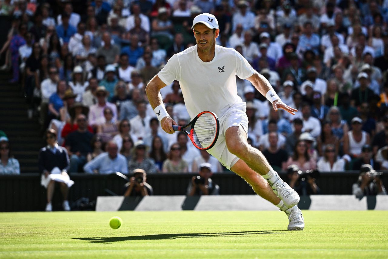 De Brit Andy Murray in zijn verloren partij tegen de Griek Stefanos Tsitsipas.