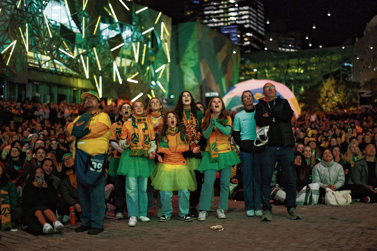 Een fan-festival in Melbourne, waar duizenden mensen bijeenkomen.