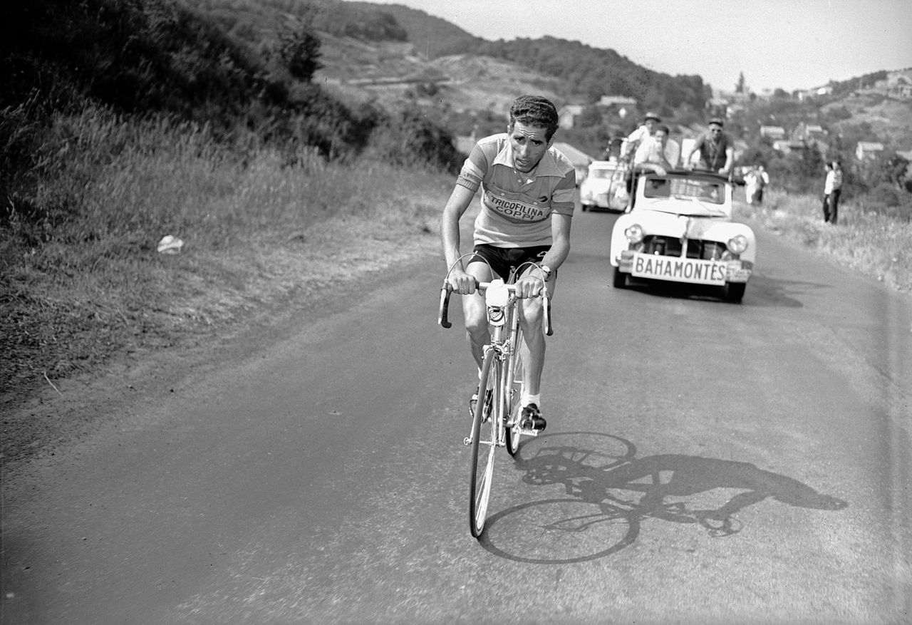 Federico Bahamontes won de Ronde van Frankrijk in 1959. „Als hij aan de voet van een berg versnelde, trad er een verlammend effect op bij de concurrenten.”