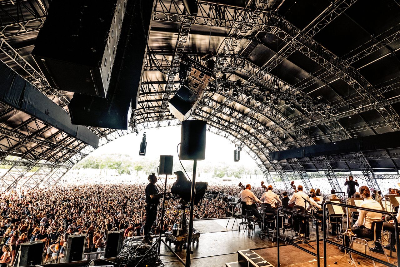 Het Noord Nederlands Orkest op Lowlands.