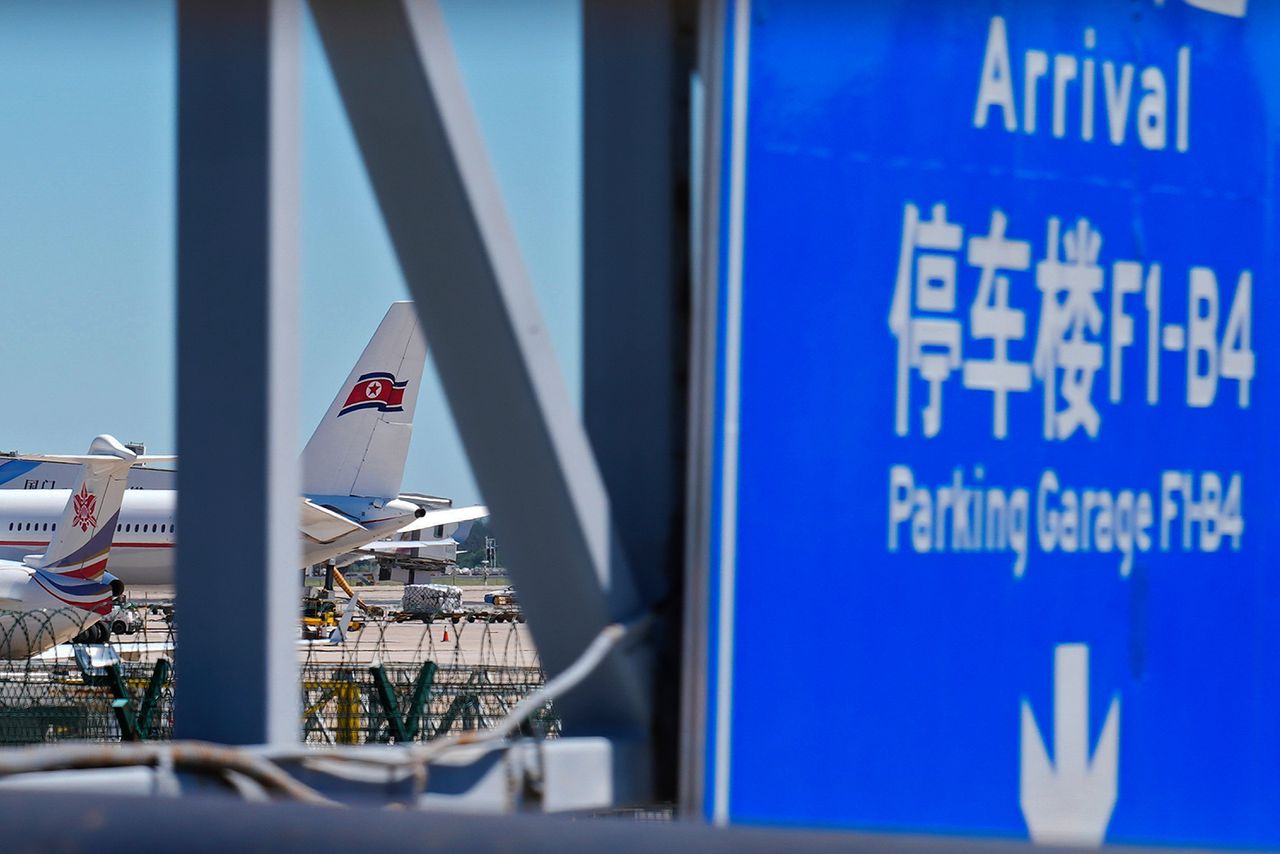 Dinsdagochtend landde een vliegtuig van de Noord-Koreaanse maatschappij Air Koryo op de internationale luchthaven van Beijing. Even later vertrok de commerciële vlucht naar Pyongyang.