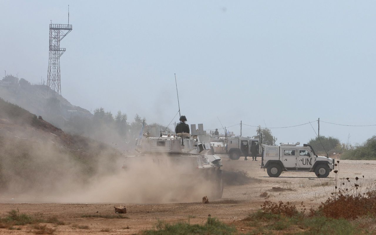 Vredeshandhavers van UNIFIL, de missie van de Verenigde Naties in Zuid-Libanon, patrouilleren eind augustus in Naqoura, vlakbij de grens met Israël.