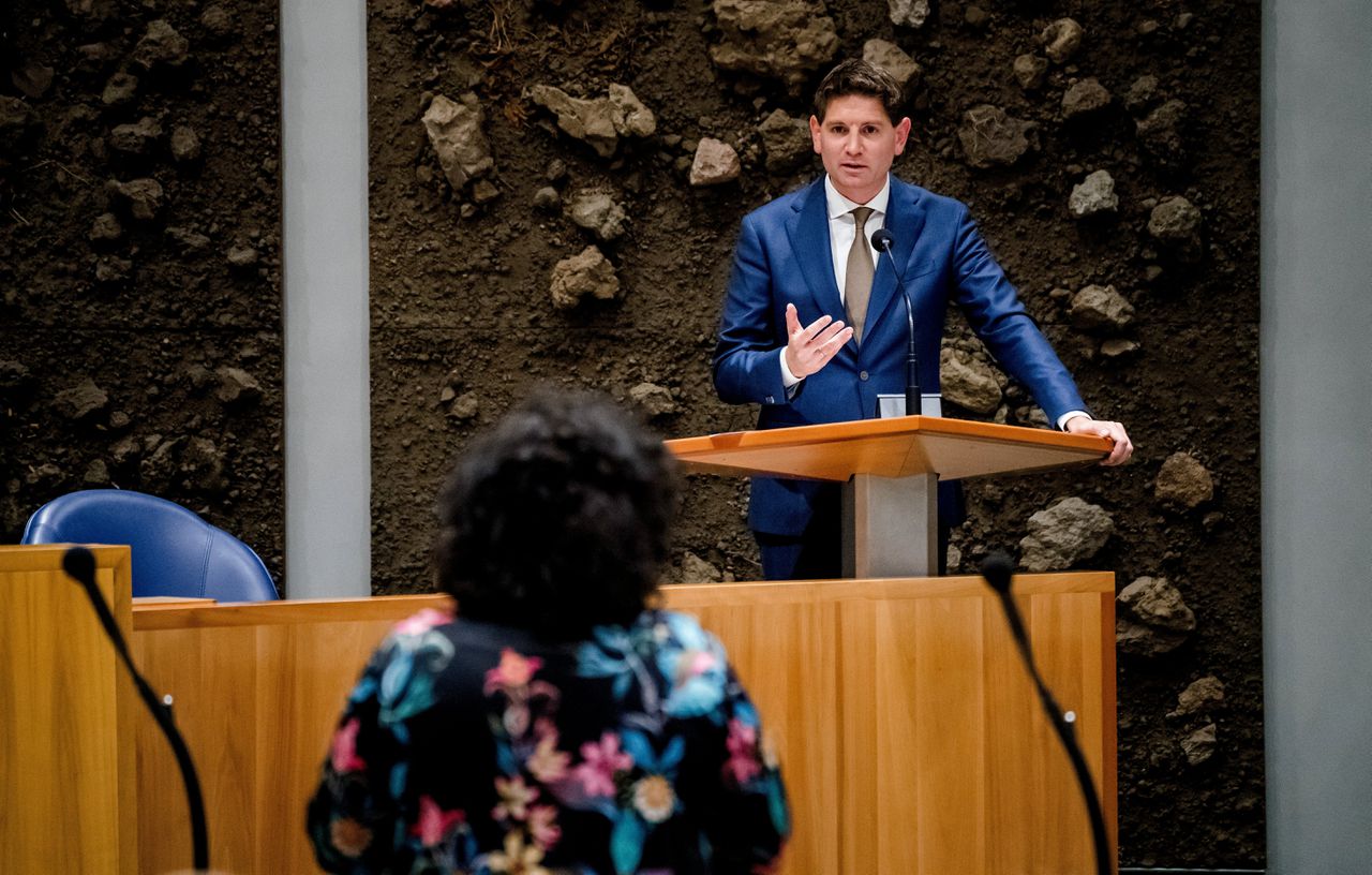 Veel mensen met een middeninkomen, zei D66-fractievoorzitter Paternotte tijdens de Algemene Politieke Beschouwingen, „wisten het door de hoge inflatie soms ook niet meer”.