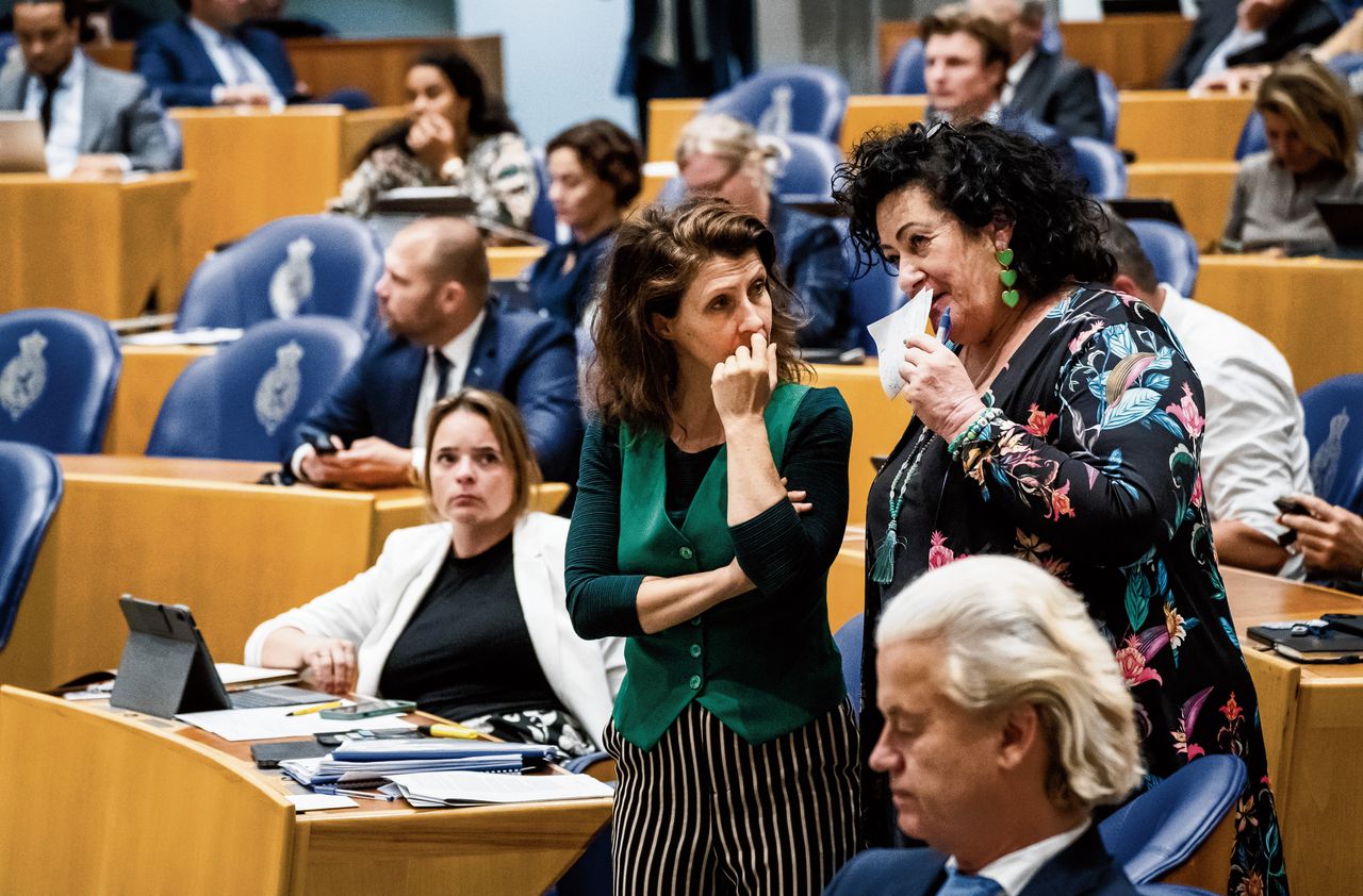 Esther Ouwehand (PvdD) en Caroline van der Plas (BBB) tijdens de Algemene Politieke Beschouwingen in de Tweede Kamer.