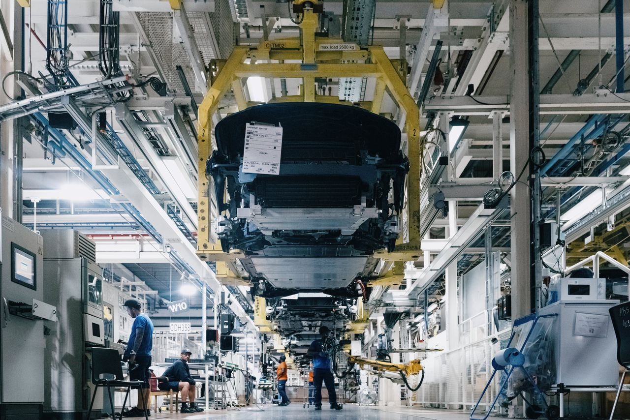 De fabriek van Volvo Car Gent. Het bedrijf zoekt vaker over de grens naar personeel.