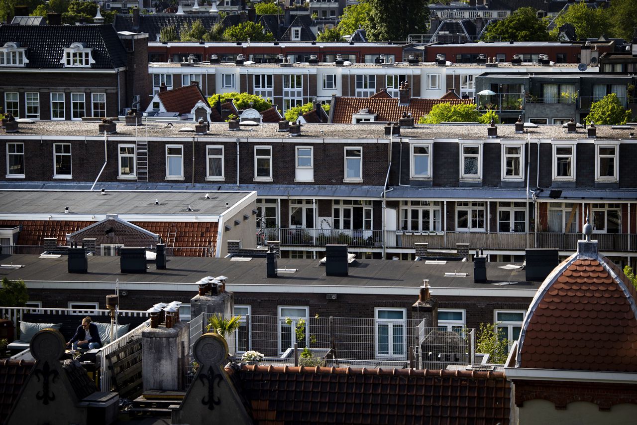 Woningen in het centrum van Amsterdam, dicht bij de Amstel.