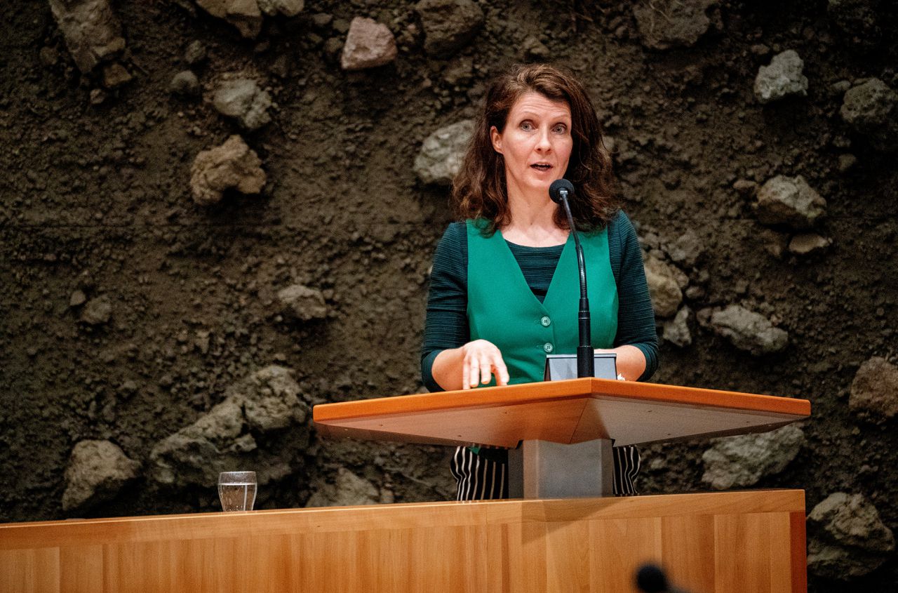 Esther Ouwehand (PvdD) tijdens de eerste dag van de Algemene Politieke Beschouwingen in de Tweede Kamer.