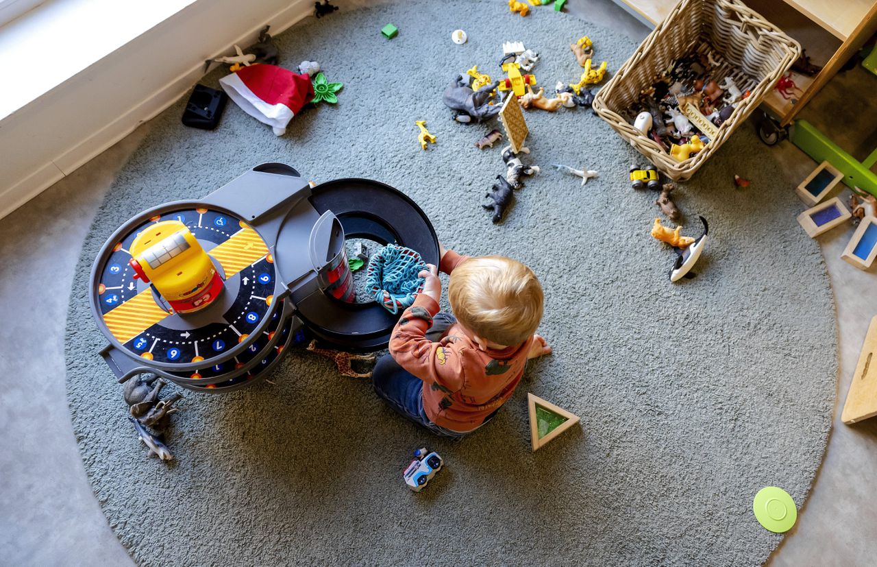 De kinderopvang is een van de sectoren met nijpende personeelstekorten.