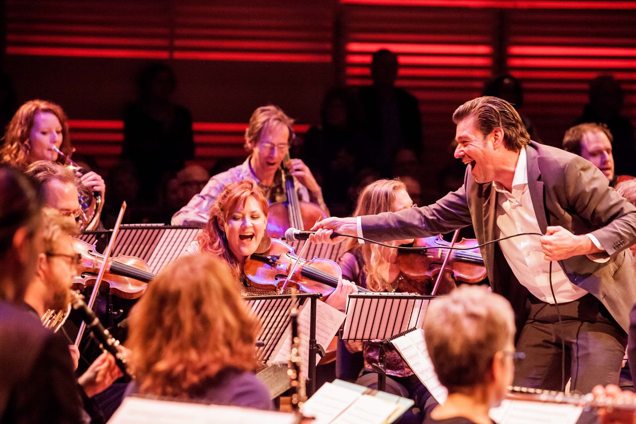 Een optreden tijdens de Splendor-Parade in het Muziekgebouw in 2015.