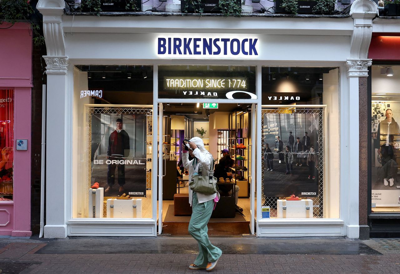 Een winkel van het bijna 250 jaar oude familiebedrijf Birkenstock in Londen.