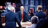 Geert Wilders staat tegenover Frans Timmermans (links) en Pieter Omtzigt tijdens het SBS-verkiezingsdebat.