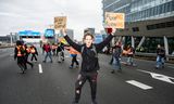 De demonstranten van Extinction Rebellion gingen zaterdag rond het middaguur de snelweg A10 op.