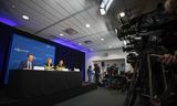 Fred Westerbeke, Jannine van den Berg en Andy Kraag (vlnr) tijdens een persconferentie over de ontwikkelingen rond de aanhouding van Ridouan 