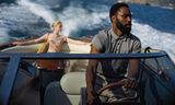 Elizabeth Debicki en John David Washington in ‘Tenet’.