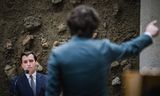 Thierry Baudet en Jesse Klaver tijdens een debat over de invasie van Oekraine door Rusland in 2022.