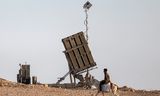 Een Iron Dome-batterij zondag in de Negev-woestijn. 