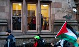 Een pro-Palestijnse mars trekt op 15 november langs een van de gebouwen van Columbia University in New York. 