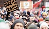 Demonstratie tegen de AfD bij de  Brandenburger Tor in Berlijn, met als motto ‘Verdedig de democratie’, zondag.