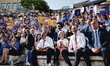 Commissievoorzitter Ursula  von der Leyen  zondag op campagne in Plovdiv, Bulgarije, samen met Boiko Borisov (links) van de Bulgaarse partij GERB en Manfred Weber (rechts), de ‘Spitzenkandidaat’ van de EVP. 