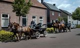 Een paard en wagen in Reusel.