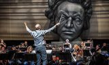 Minder nadruk op de Randstad: repetitie van Plasticiens Volants en philharmonie zuidnederland in Heerlen. 