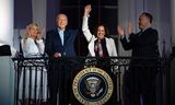 President Biden en vicepresident Harris afgelopen Onafhankelijkheidsdag (4 juli) met hun echtgenoten op het balkon van het Witte Huis. 