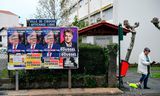 Posters van de radicaal-linkse politicus Jean-Luc Mélenchon in Ciboure, in het uiterste zuidwesten van Frankrijk.