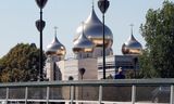 De Russisch-orthodoxe kathedraal Sainte-Trinité in Parijs ligt op steenworpafstand van de Eiffeltoren en het Élysée. 