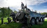 Nederlandse militairen die deelnemen aan de grote NAVO-oefening Steadfast Defender, onder andere in  Nederland, Duitsland en Polen.