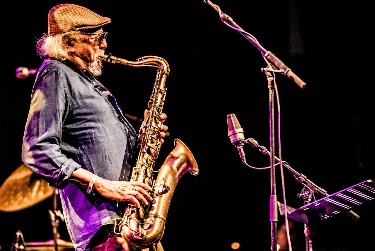 Saxofonist en fluitist Charles Lloyd (86) maakte een van de beste jazzplaten van het jaar: ‘Ik leef in sounds. Ik bén geluid’