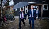 Staatssecretaris Hans Vijlbrief geeft in Dorpshuis De Leeuw in Garmerwolde een reactie op het rapport.