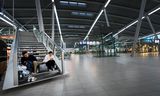 De treinen op Utrecht Centraal reden vanochtend tussen 04.00 en 08.00 niet vanwege de staking, reizigers moesten wachten.  