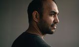 Nesar Ahmad Naeemi: „Soms wil ik niet meer horen over mensen die dood zijn. Maar nabestaanden blijven berichten sturen over wraakacties.”