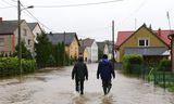 Overstroomde straat in Lubrza, een dorp in het zuidwesten van Polen.